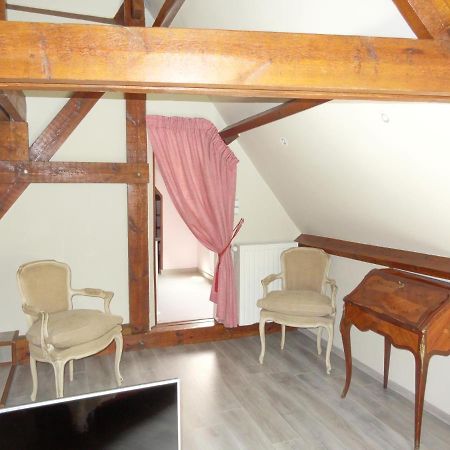 Le Chateau Des Eglantines Montignies-le-Tilleul 外观 照片